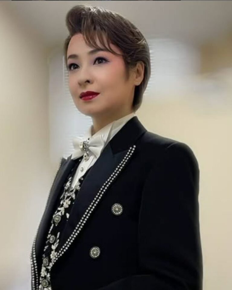 檀れいの昔と若い頃を振り返る!宝塚時代の苦労から30年の軌跡とは? | ROAD TO SUCCESS